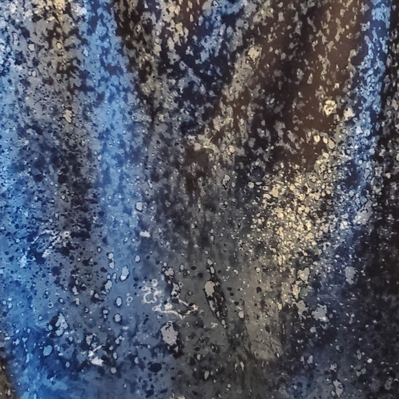 Bench tank top, size small /medium - Picture 3 of 4